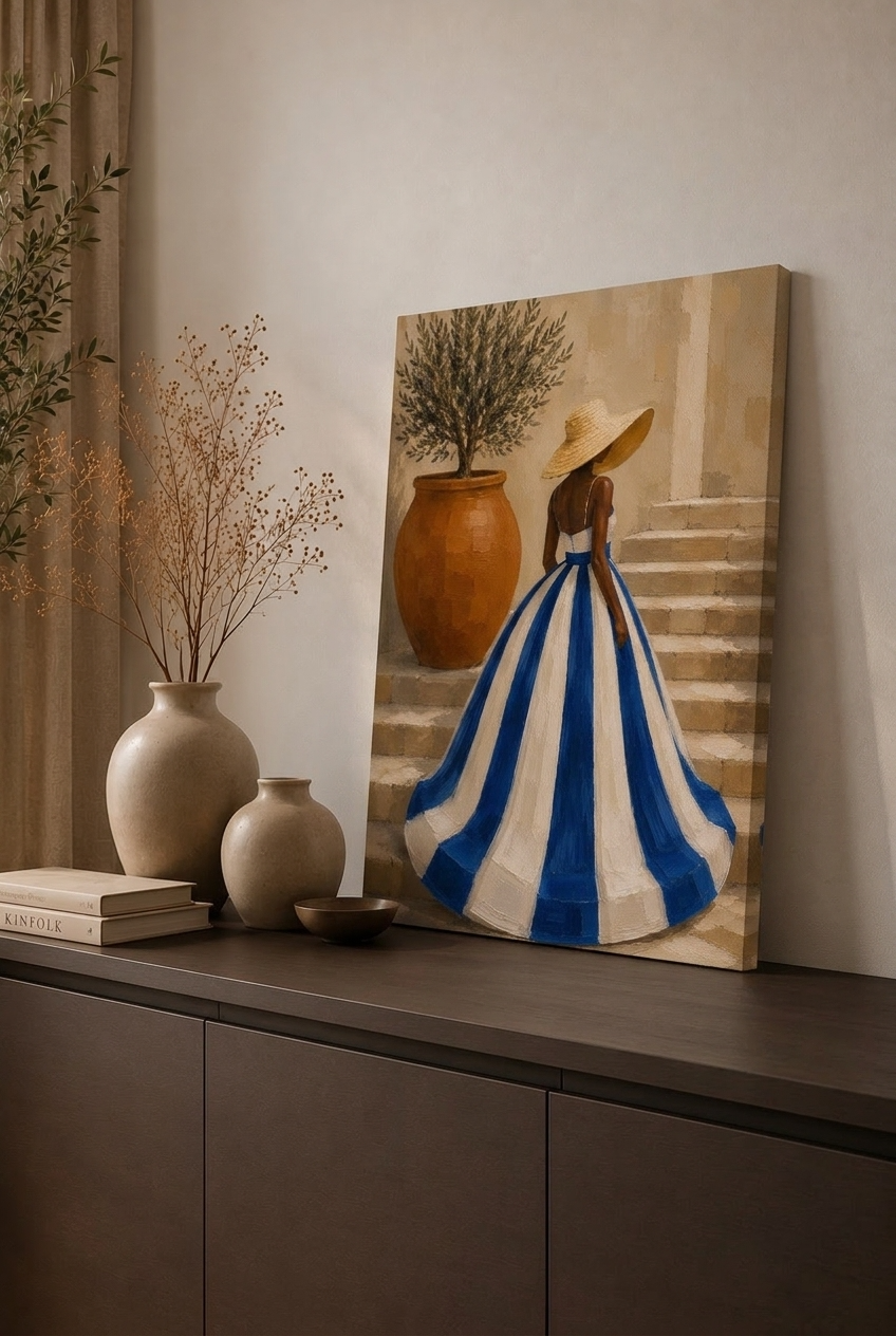Woman in Striped Dress - Blauw